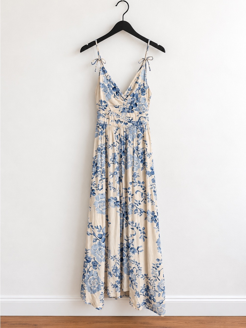 Floral  Maxi Dress in White and Blue